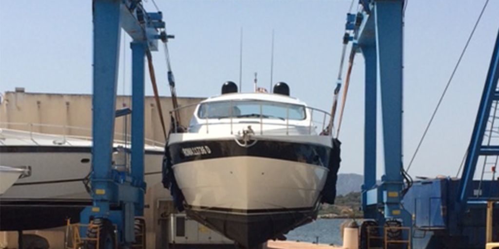 Yacht-Refitting_-eliche-pulizia (1) Yacht-Refitting_-eliche-pulizia (1)