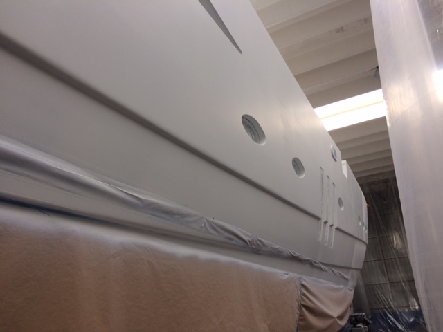 Copertina_ Verniciatura Yacht Pershing Olbia erniciatura Yacht Pershing Olbia
