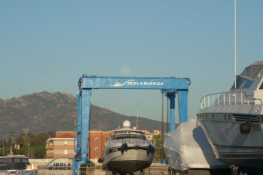 Refitting Yacht a Olbia, Sardegna