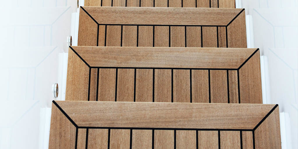 Refitting e manutenzione del teak Teak Refitting Ad Olbia