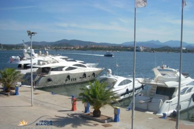 Banchina Ormeggi Porto Olbia Sardegna Yacht