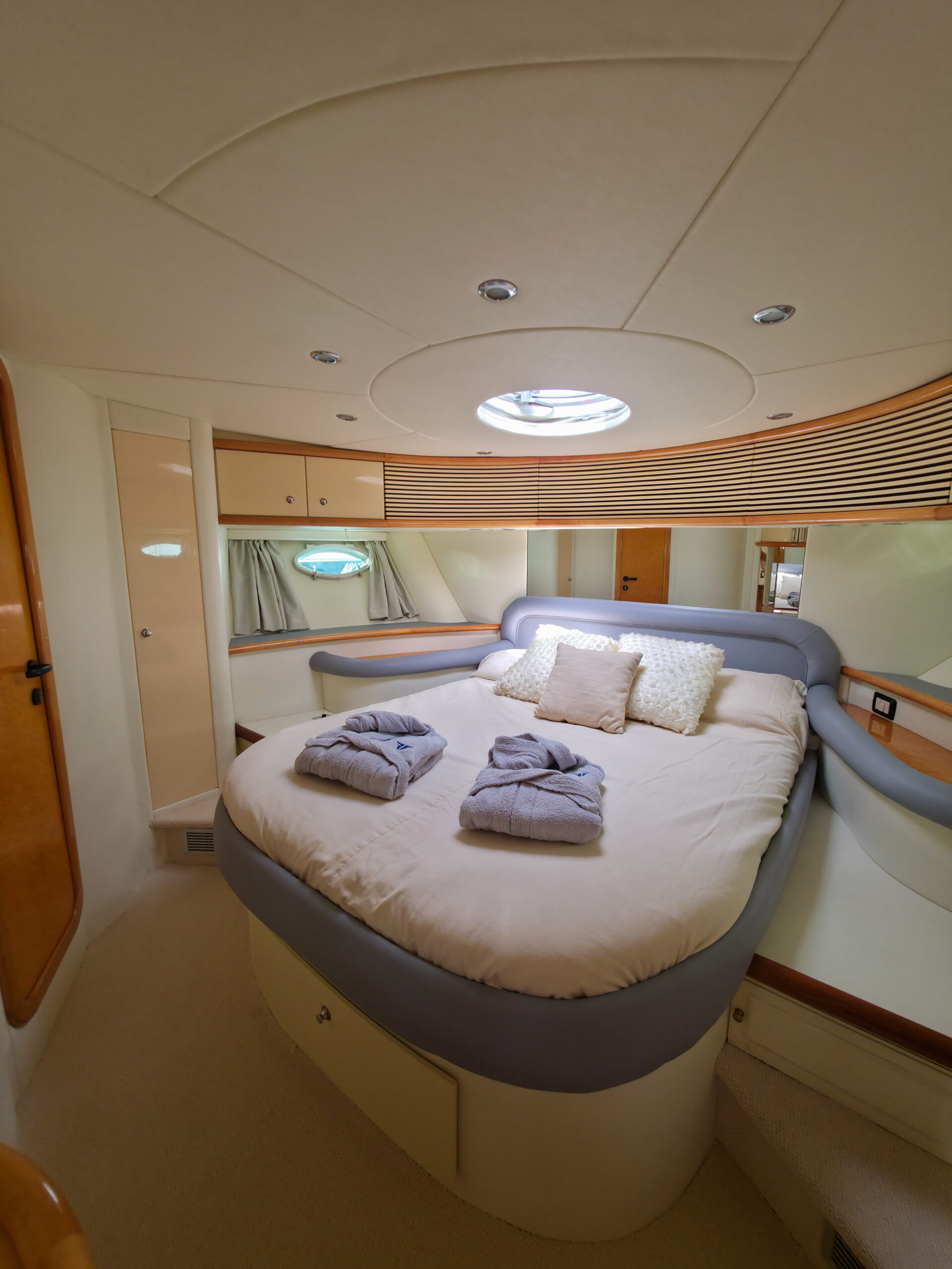 SUNSEEKER PREDATOR 63 1994 - Image 2