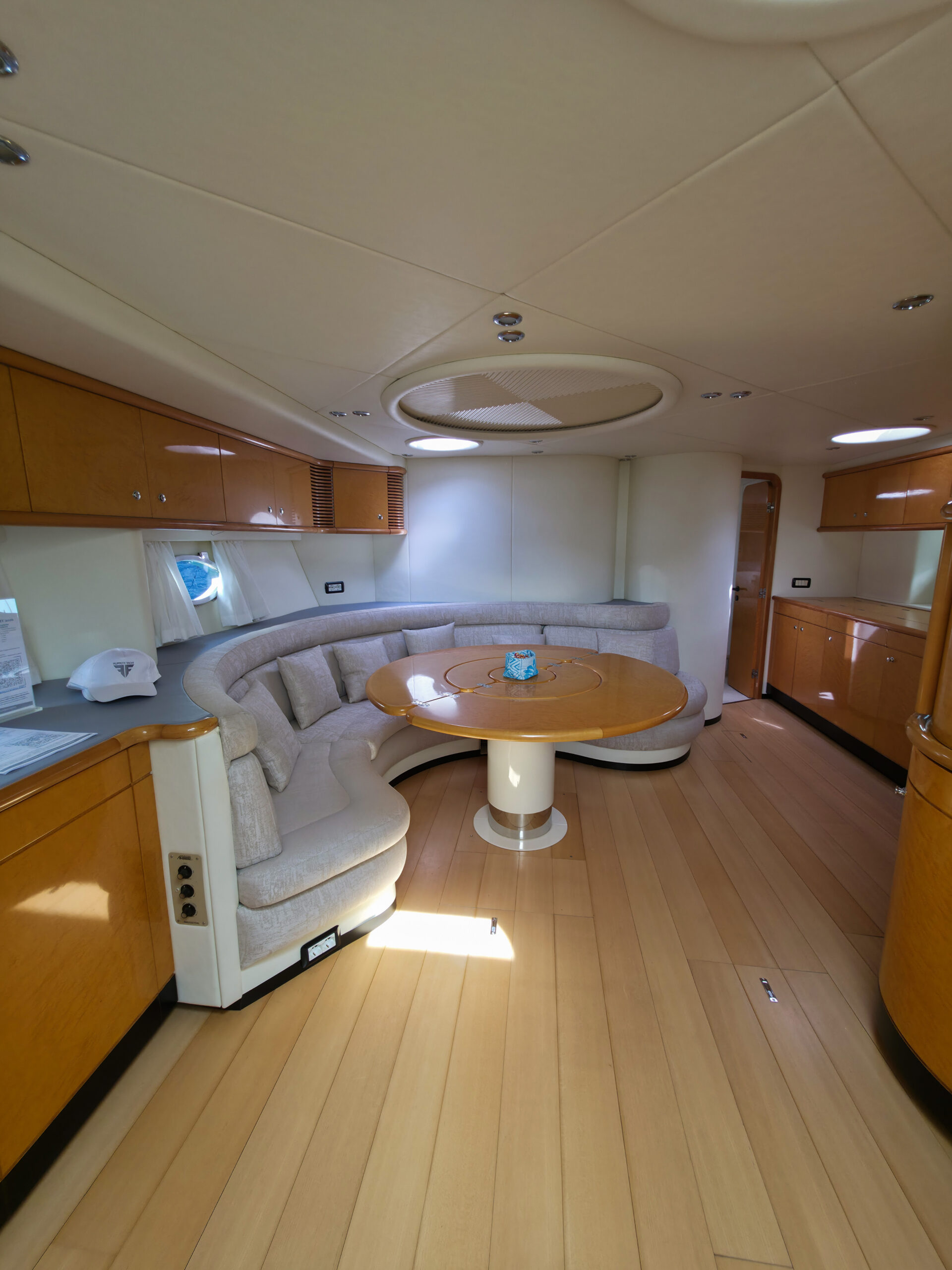 SUNSEEKER PREDATOR 63 1994 - Image 3